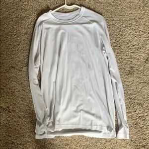 Long Sleeve White lulu shirt!